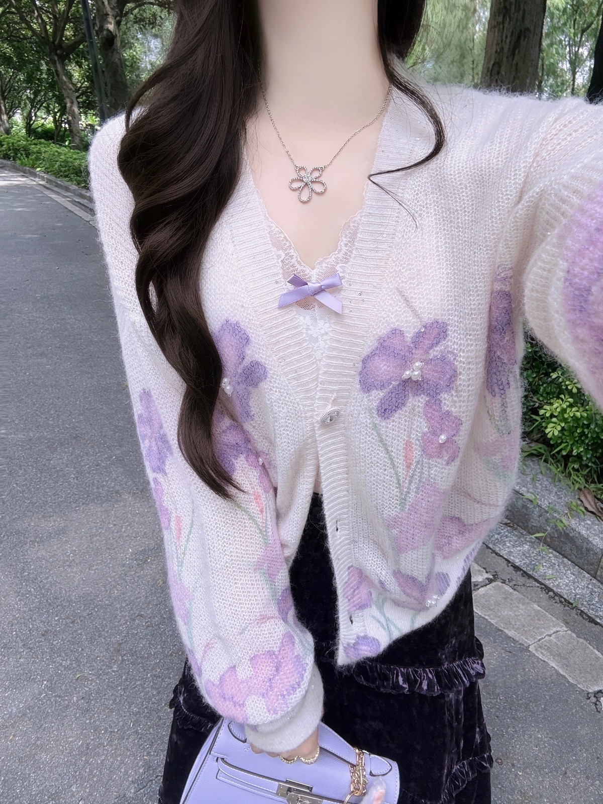 紫のお花に深い紫を合わせて🪻 写真2