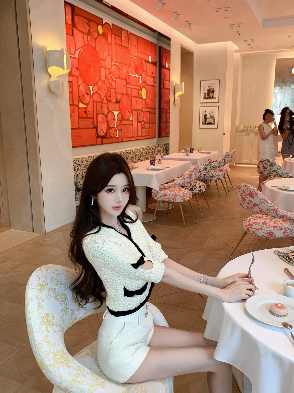 白カーデ、袖のリボンがポイント🎀 写真2