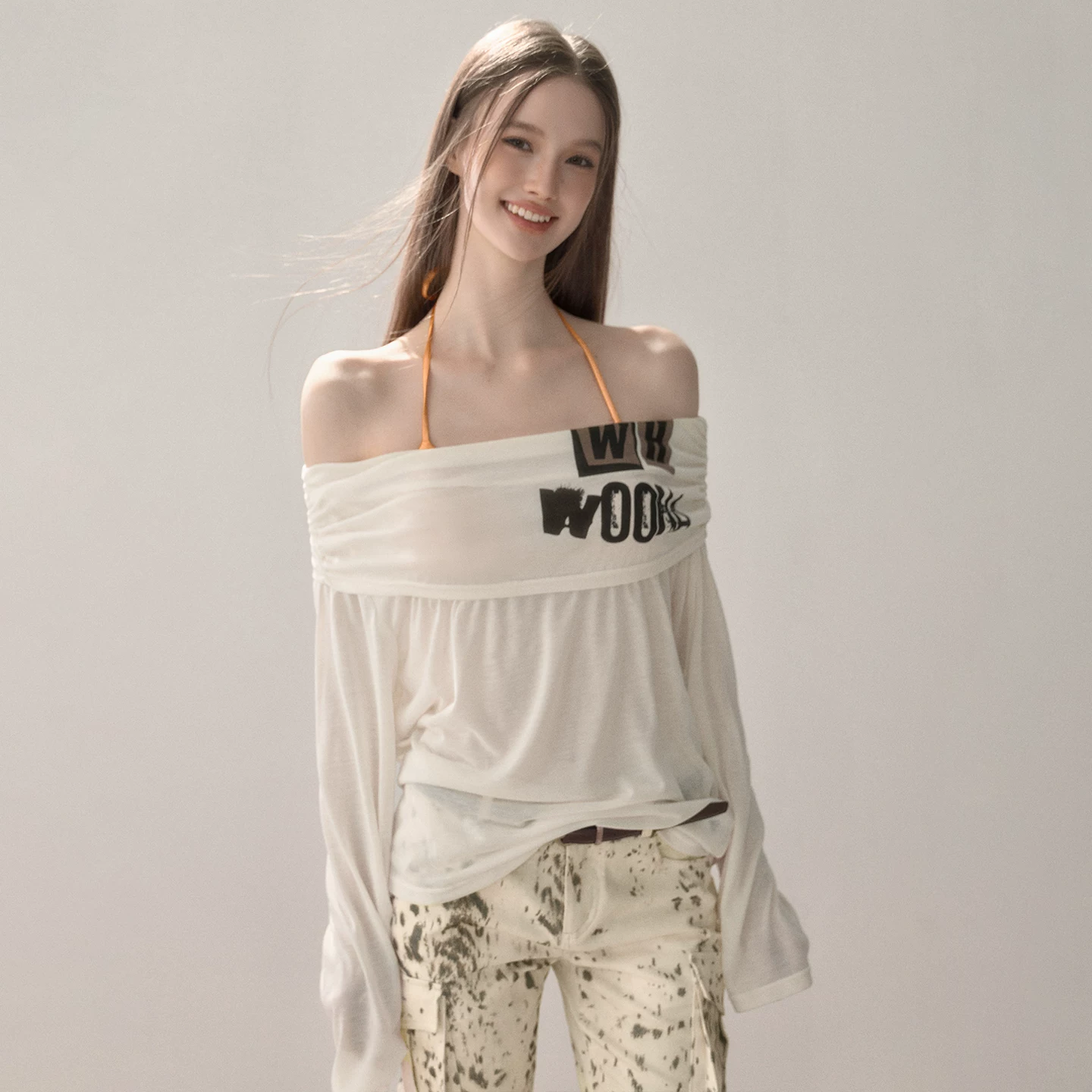 wooha プリントオフショルダーTシャツ