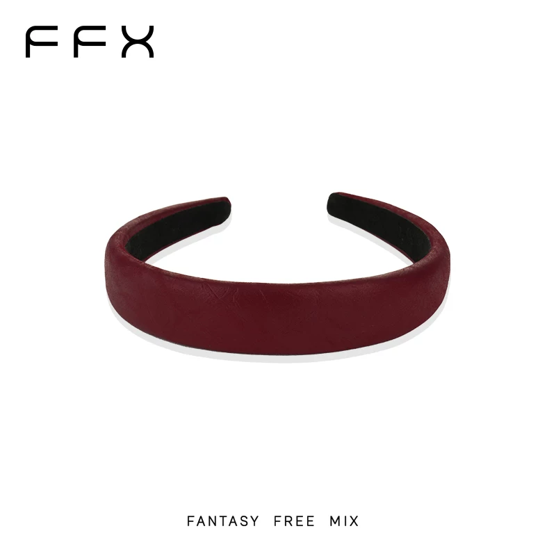 FFX レザー調ボリュームカチューシャ