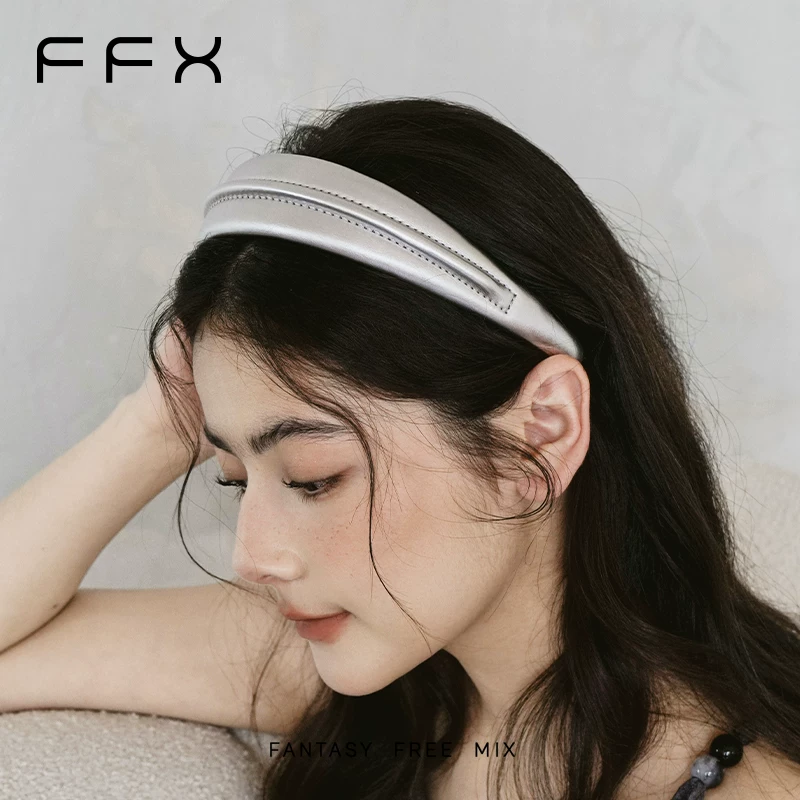 FFX レザー調ワイドカチューシャ