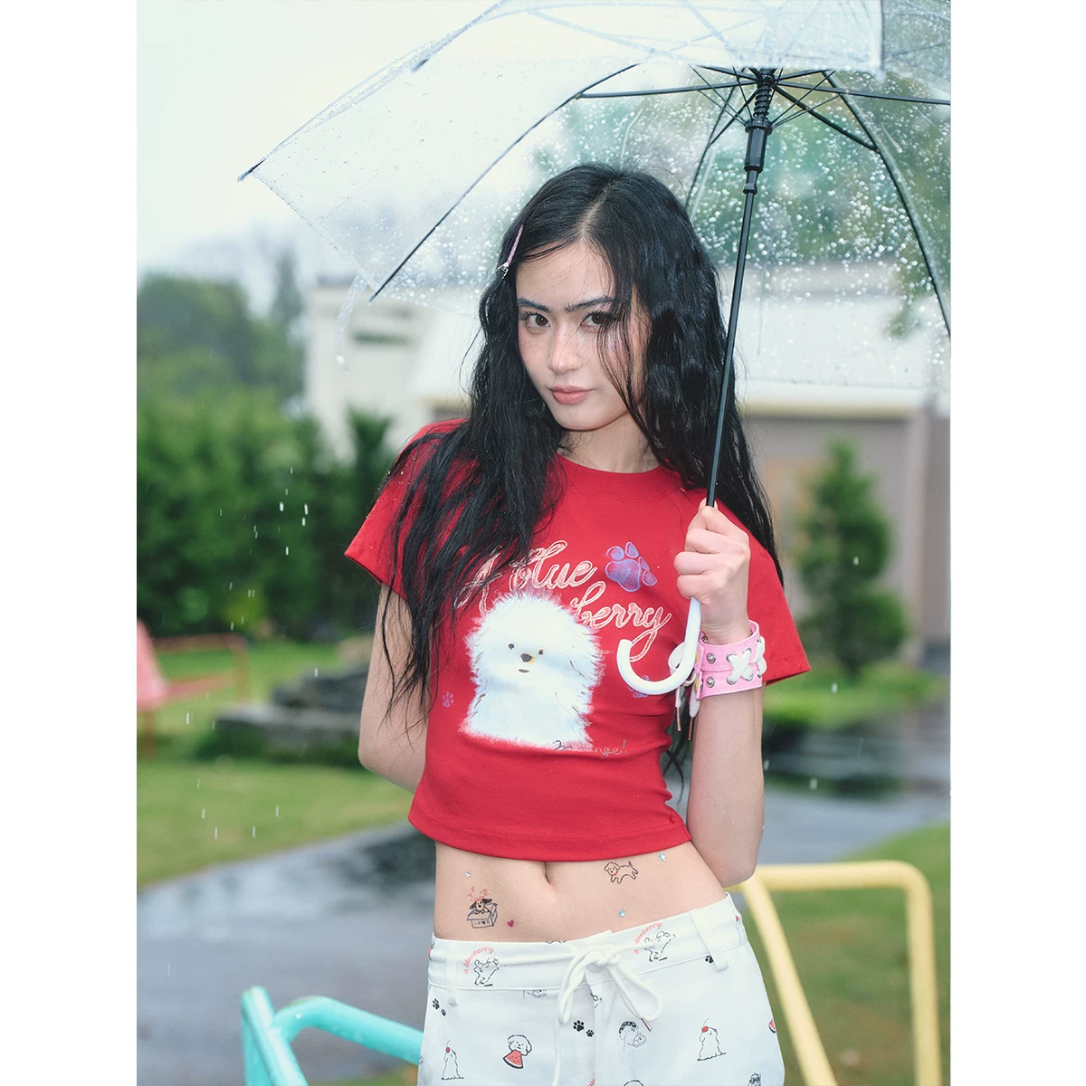 ablueberry プリントショート丈Tシャツ
