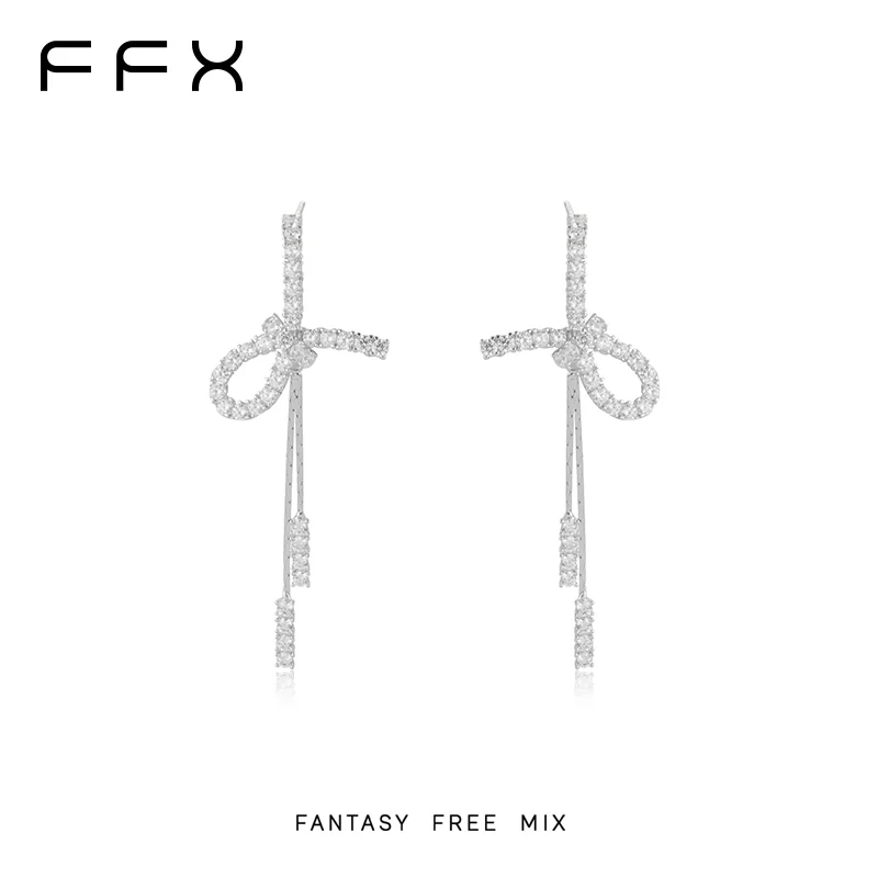 FFX リボンフリンジスタッドピアス