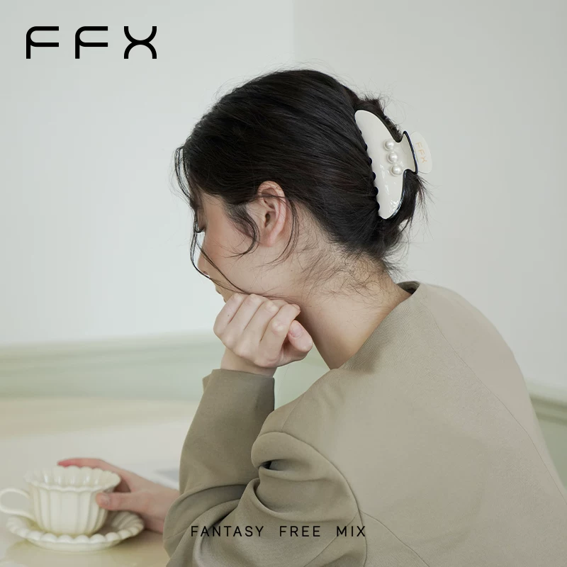 FFX アセテートバンスクリップ