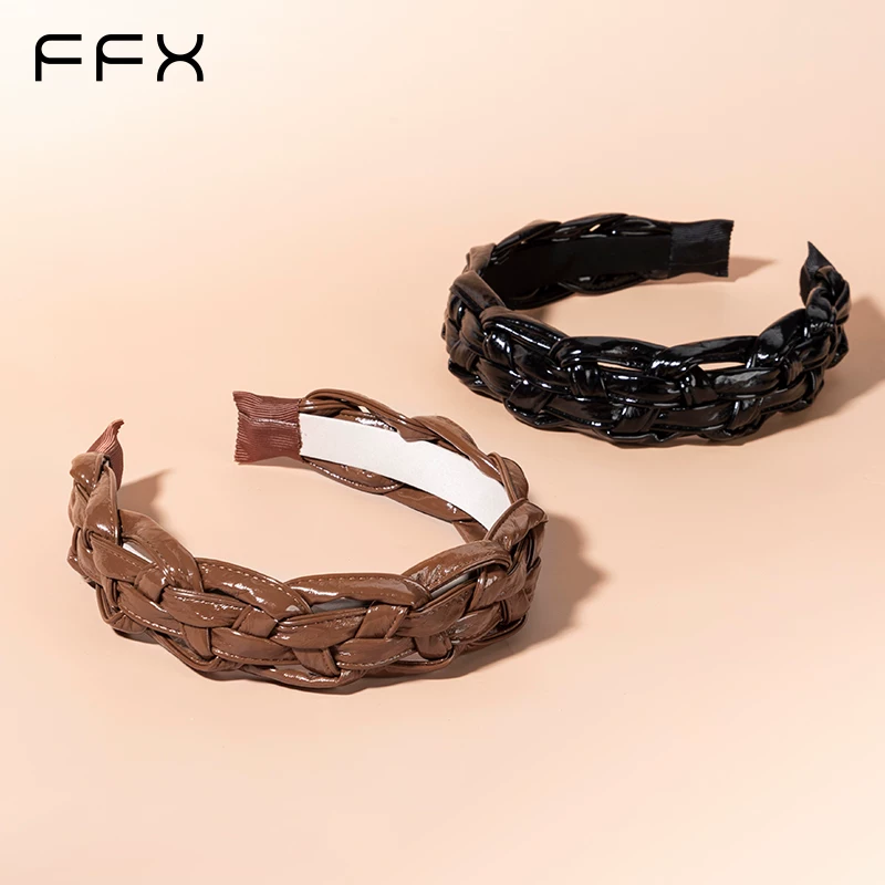 FFX レザー調ワイドカチューシャ