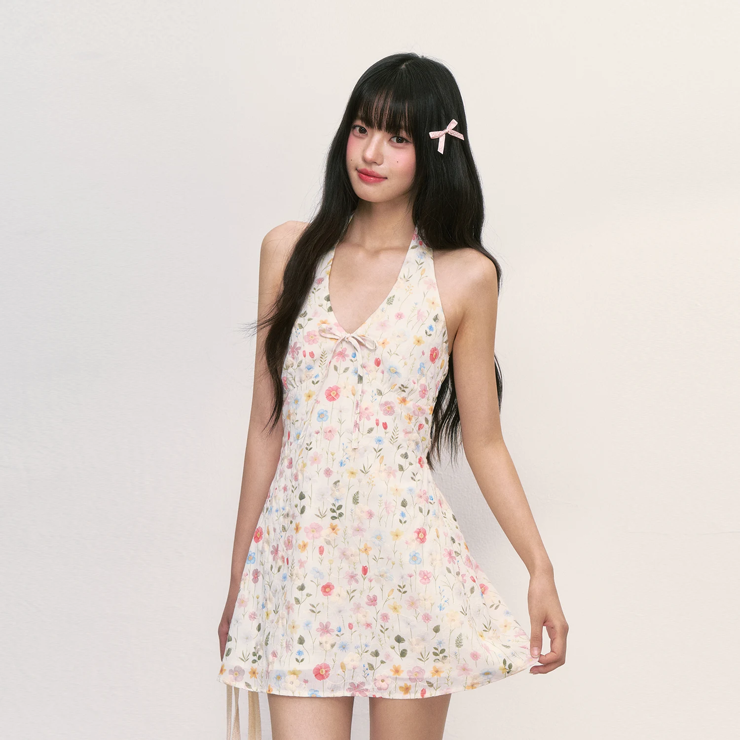 Weekendhub 小花柄ホルターネックキャミワンピース