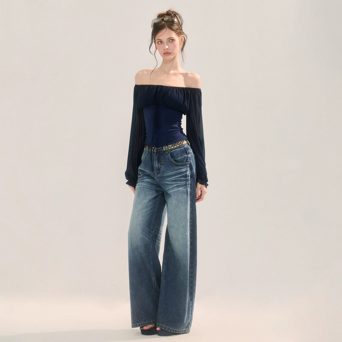 wooha オフショルダーTシャツ