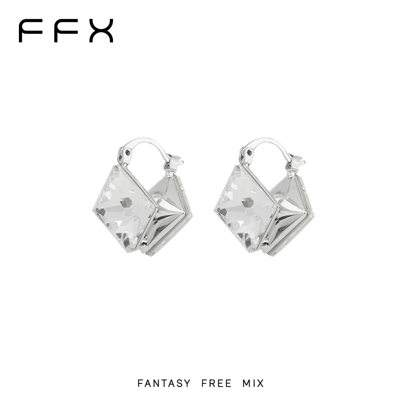 FFX ビジューフープピアス