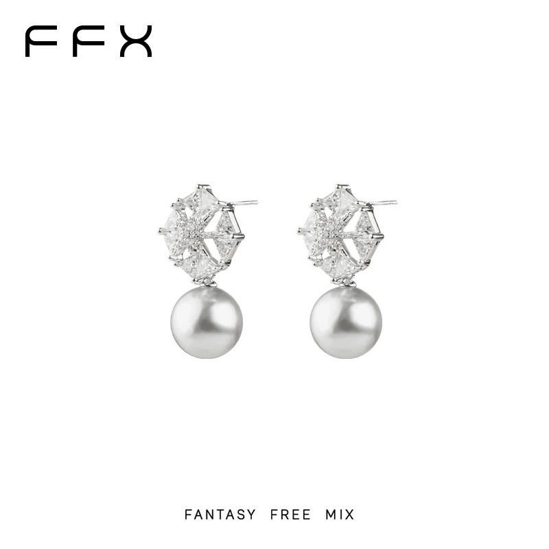 FFX パールモチーフスタッドピアス