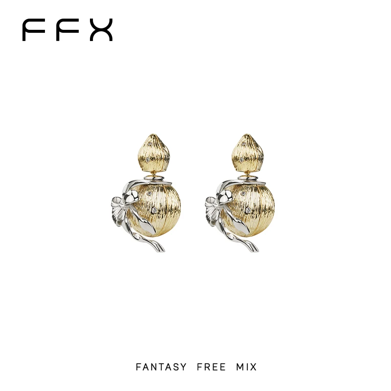FFX リボンスタッドピアス