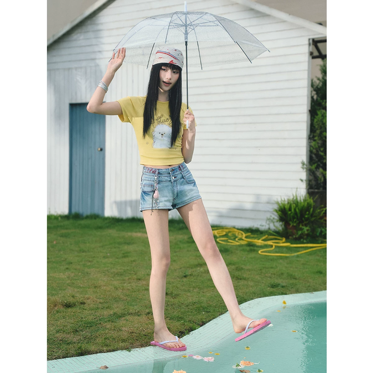 ablueberry プリントショート丈Tシャツ