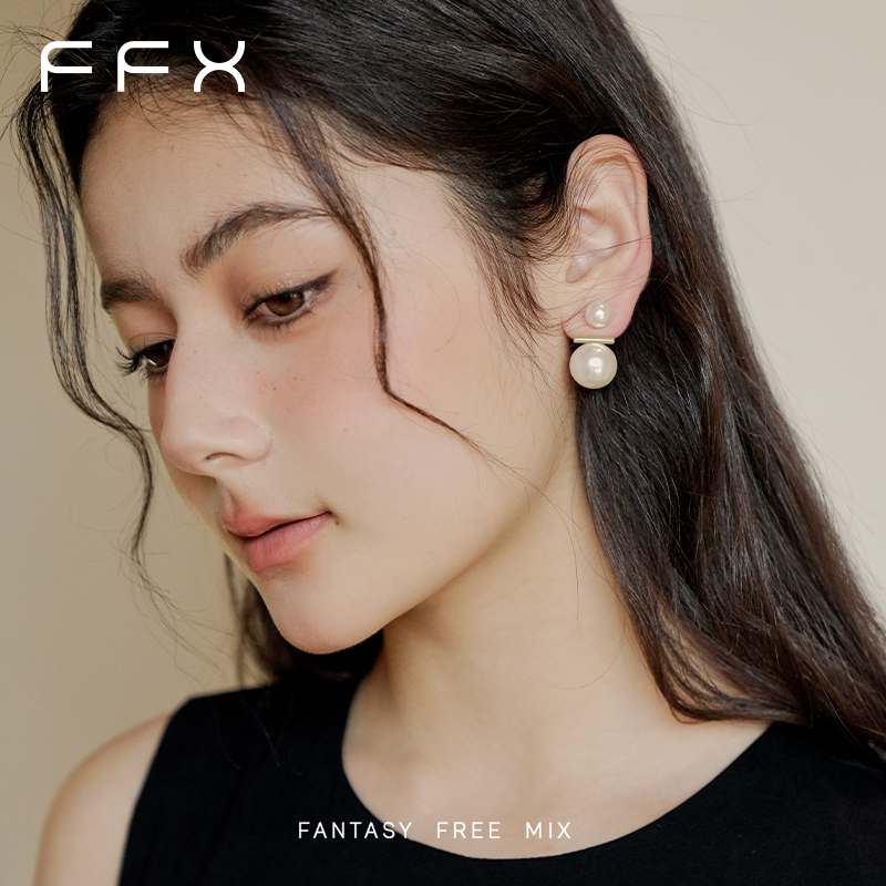 FFX パールモチーフスタッドピアス