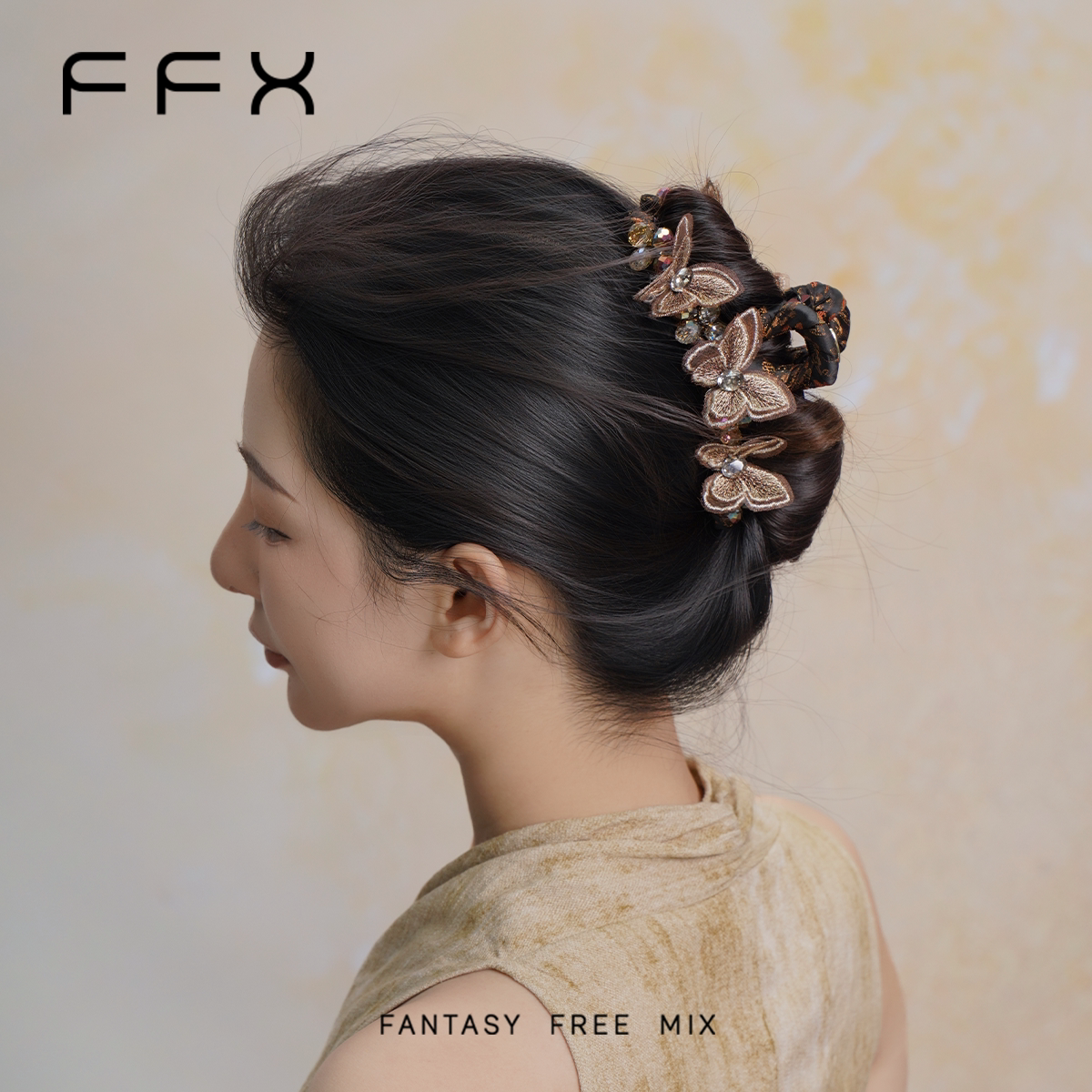 FFX サテン蝶モチーフバンスクリップ