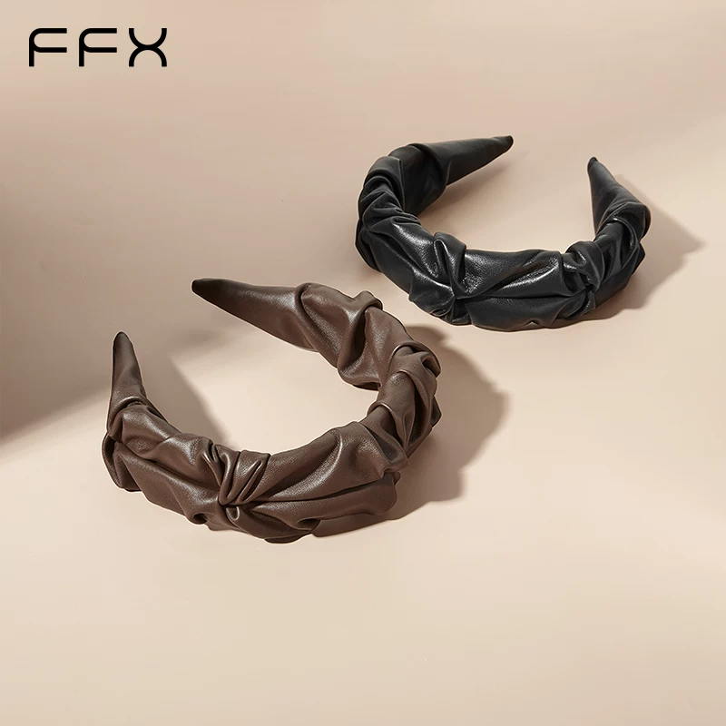 FFX レザー調カチューシャ