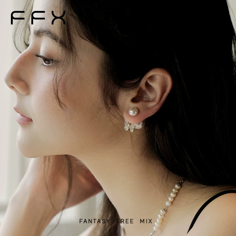 FFX 蝶モチーフパールモチーフスタッドピアス