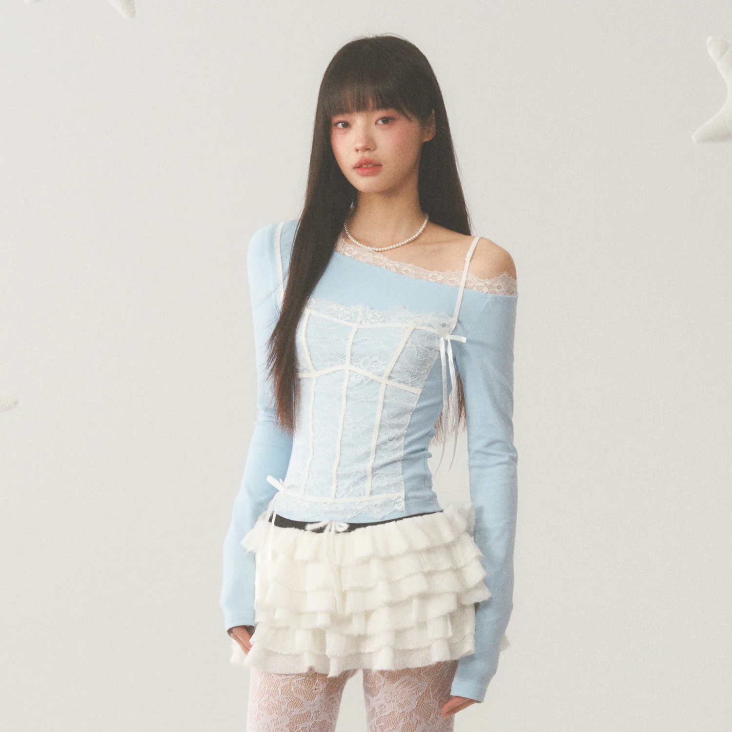 Weekendhub レースオフショルダーTシャツ