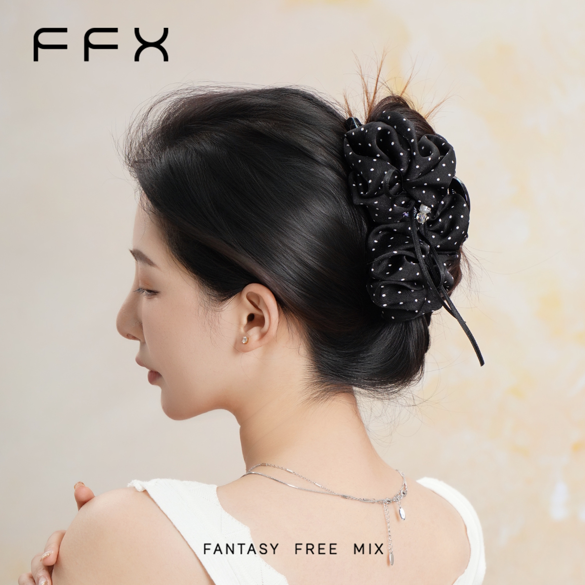 FFX リボン付きラージバンスクリップ