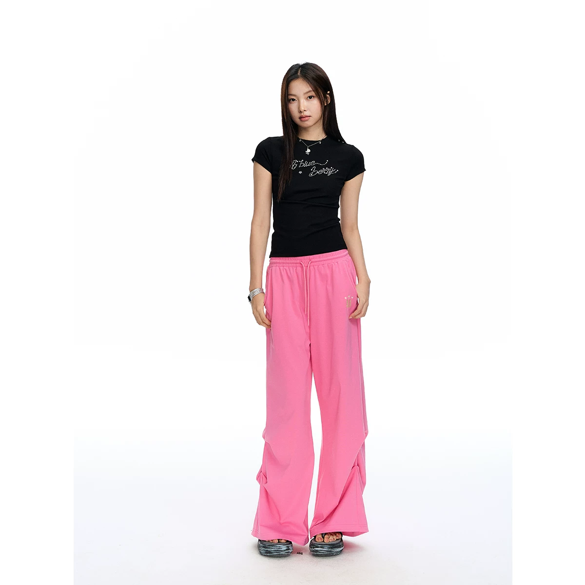 ablueberry ビジューTシャツ