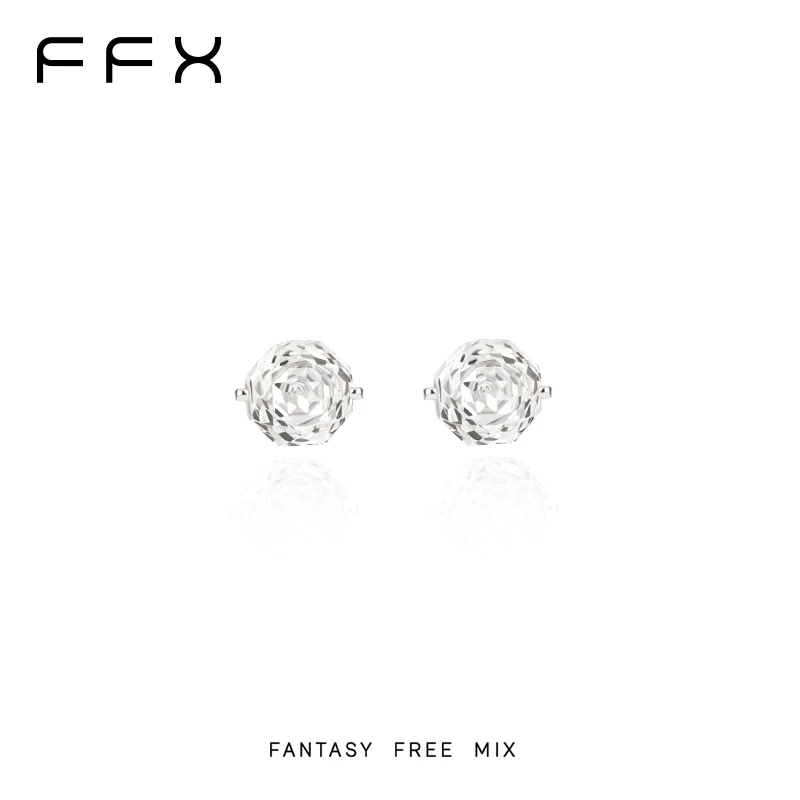 FFX ビジュースタッドピアス