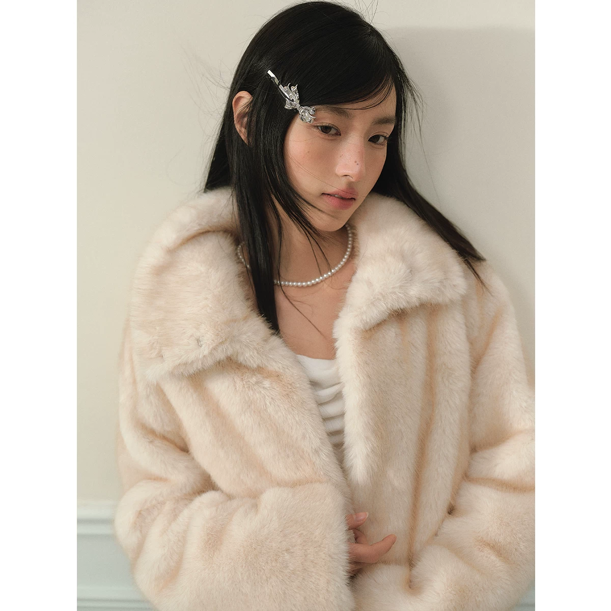 ablueberry ファー調襟付きジャケット