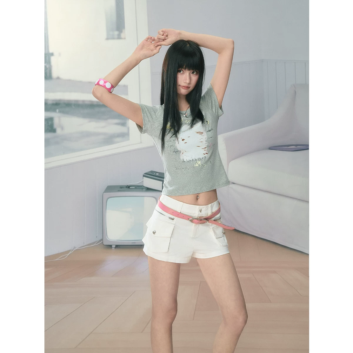 ablueberry スリムフィットTシャツ