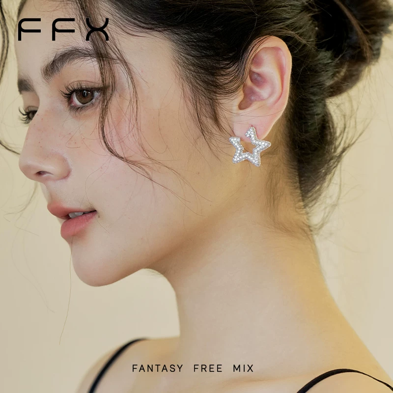 FFX 星モチーフビジュースタッドピアス