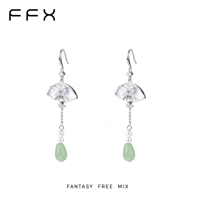 FFX 扇モチーフドロップピアス