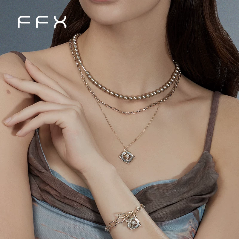 FFX パールモチーフネックレス