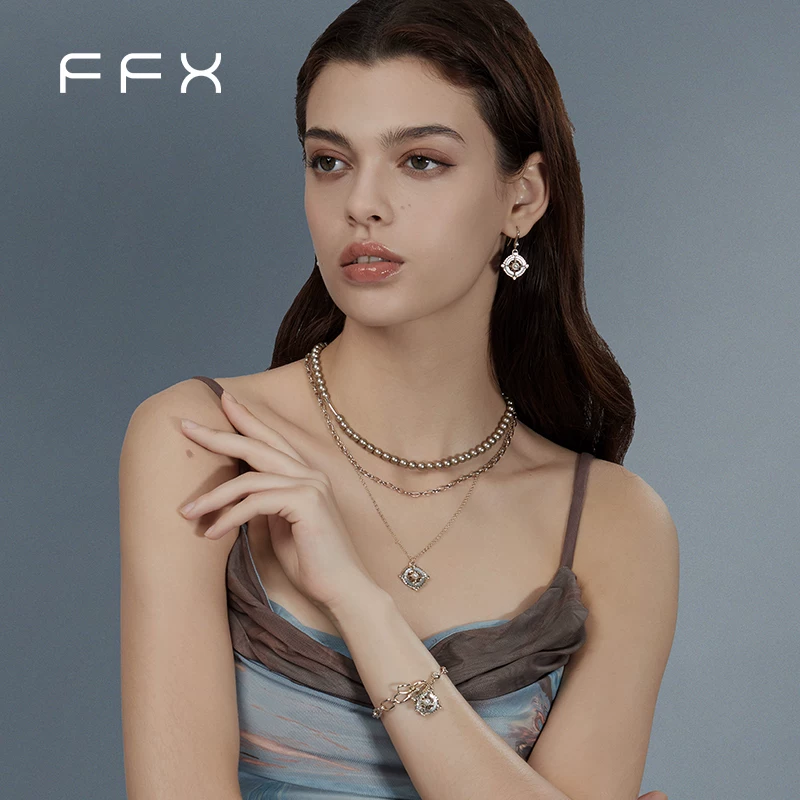 FFX パールモチーフネックレス