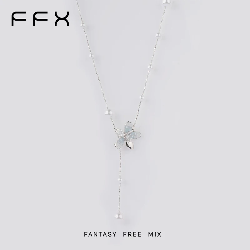 FFX フラワーモチーフパールモチーフネックレス