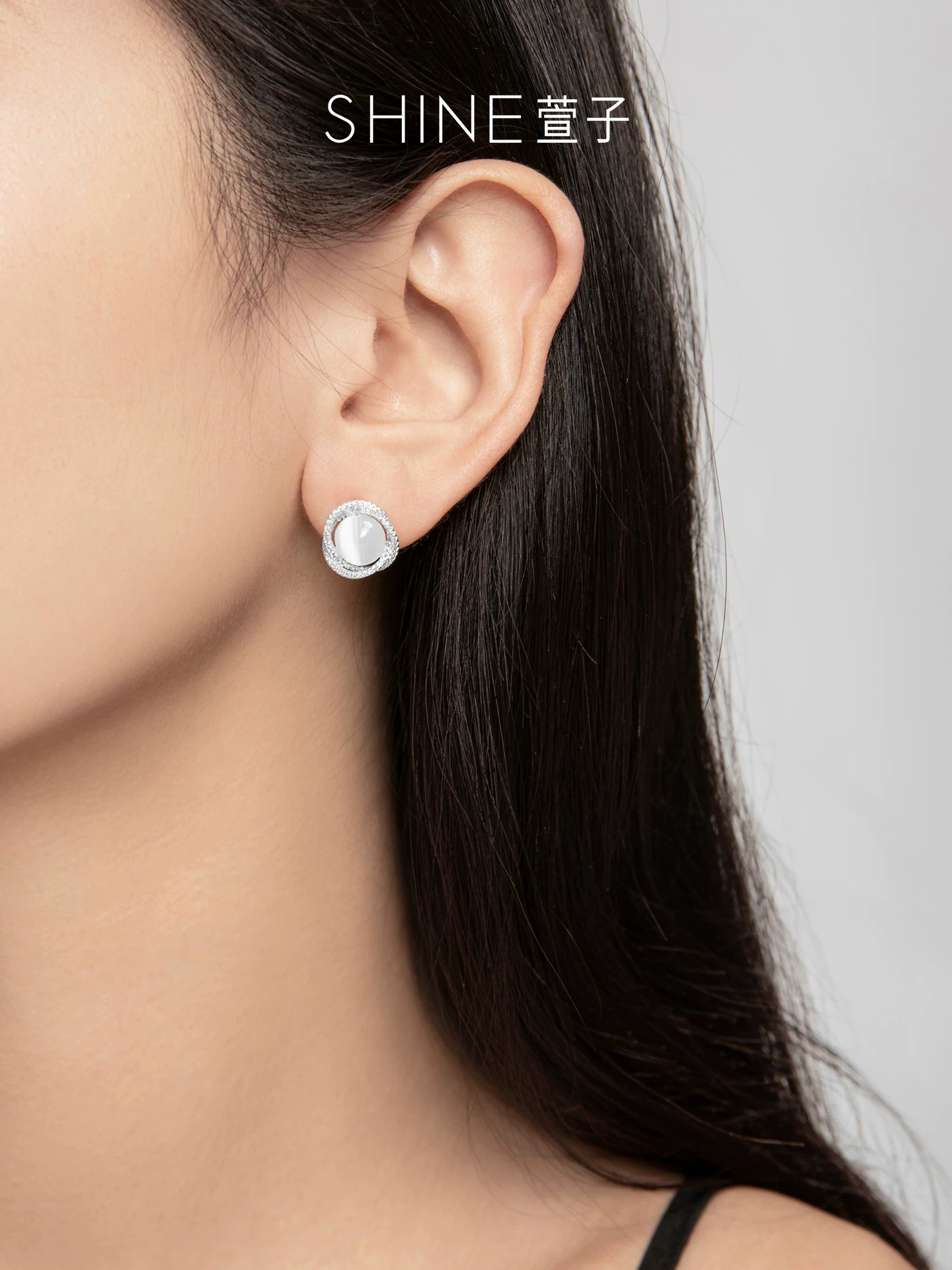 SHINE クリアビジュー ピアス