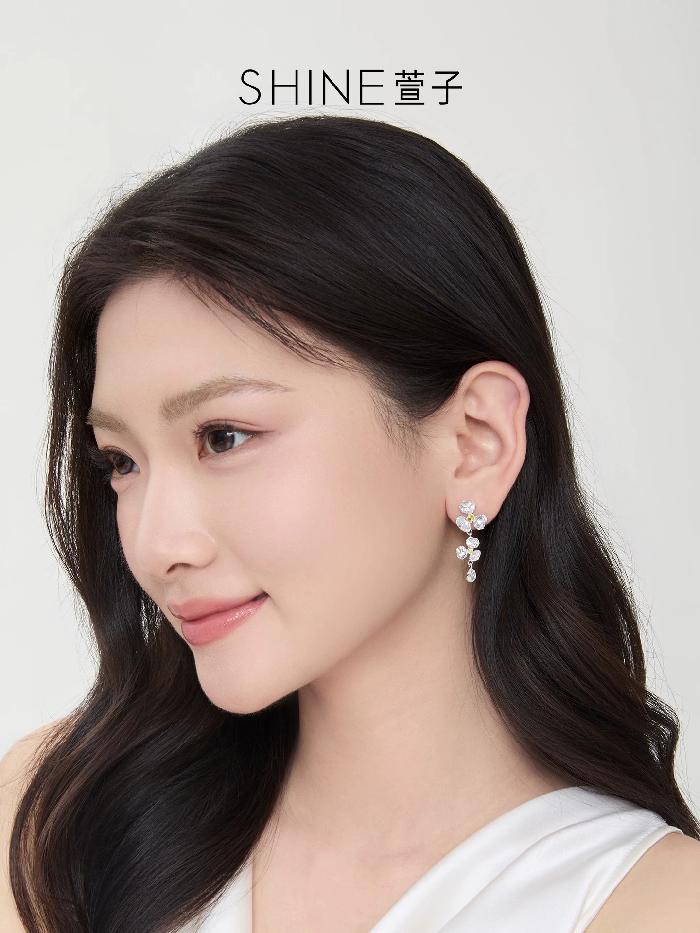 SHINE フラワービジュー ドロップピアス