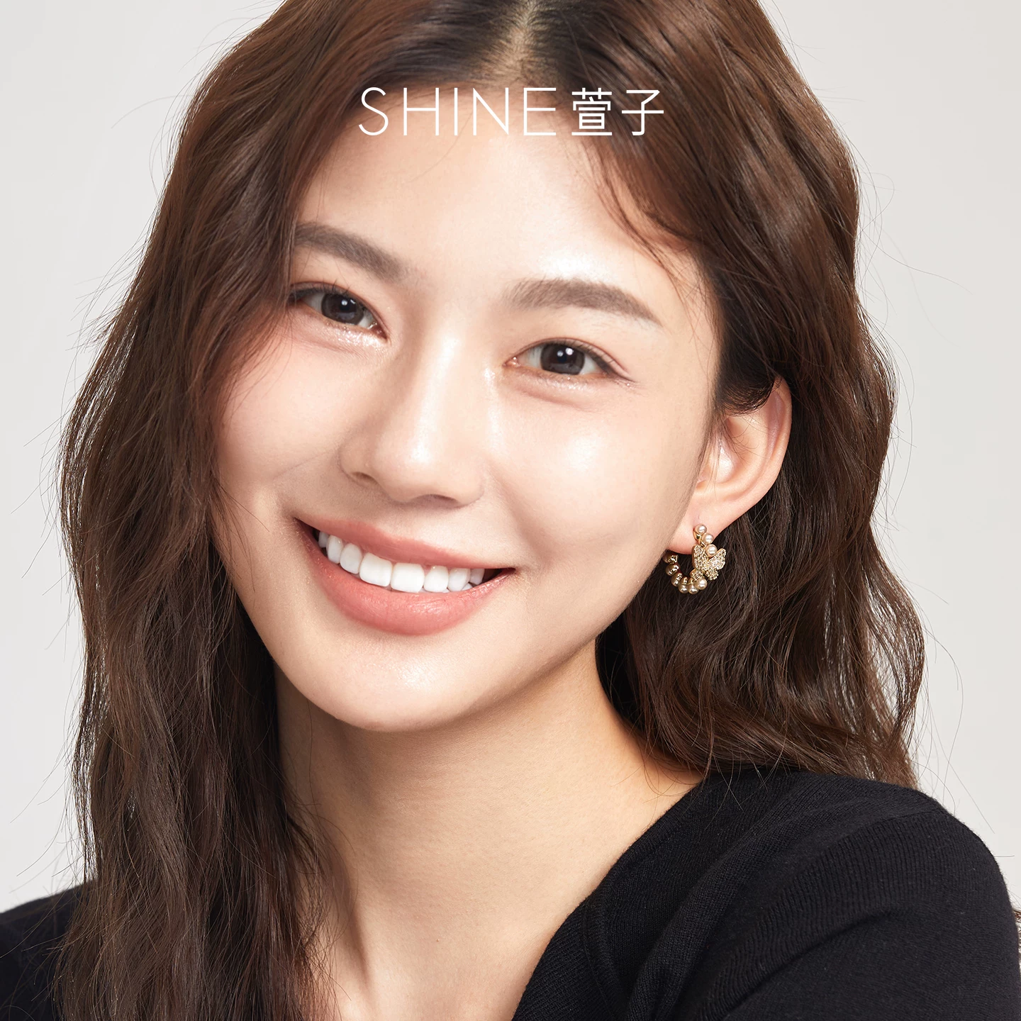SHINE パピヨンパール Cフープピアス