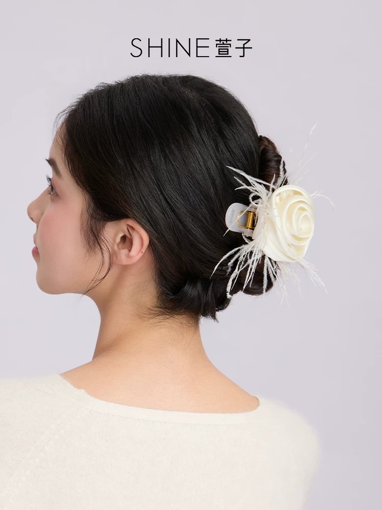 SHINE ローズモチーフ ヘアクリップ