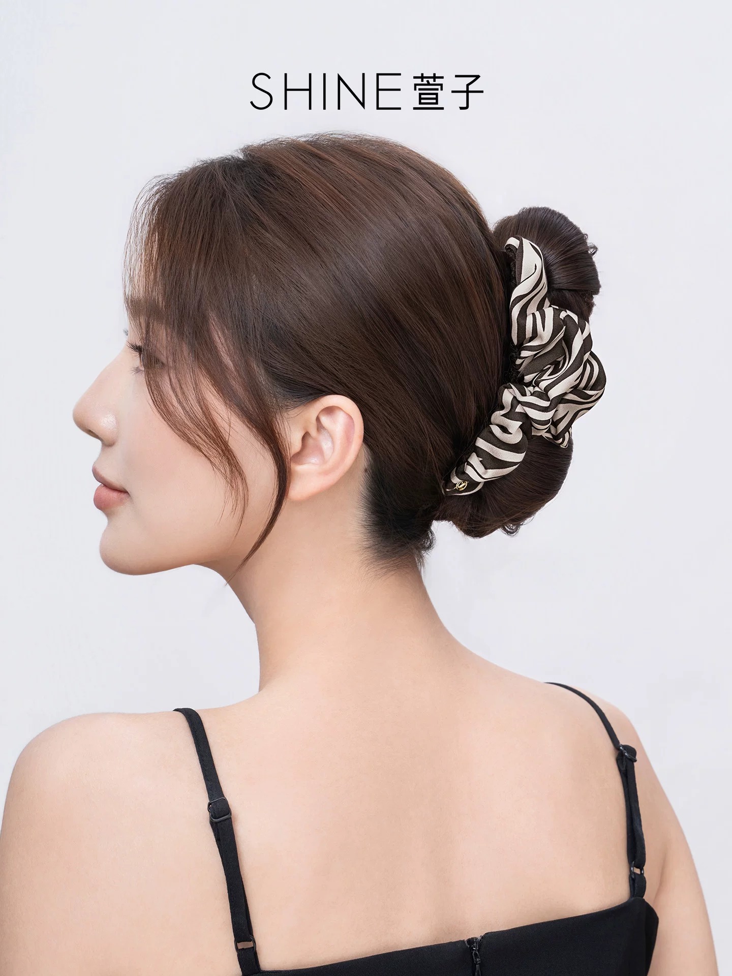 SHINE ゼブラサテン ヘアクリップ