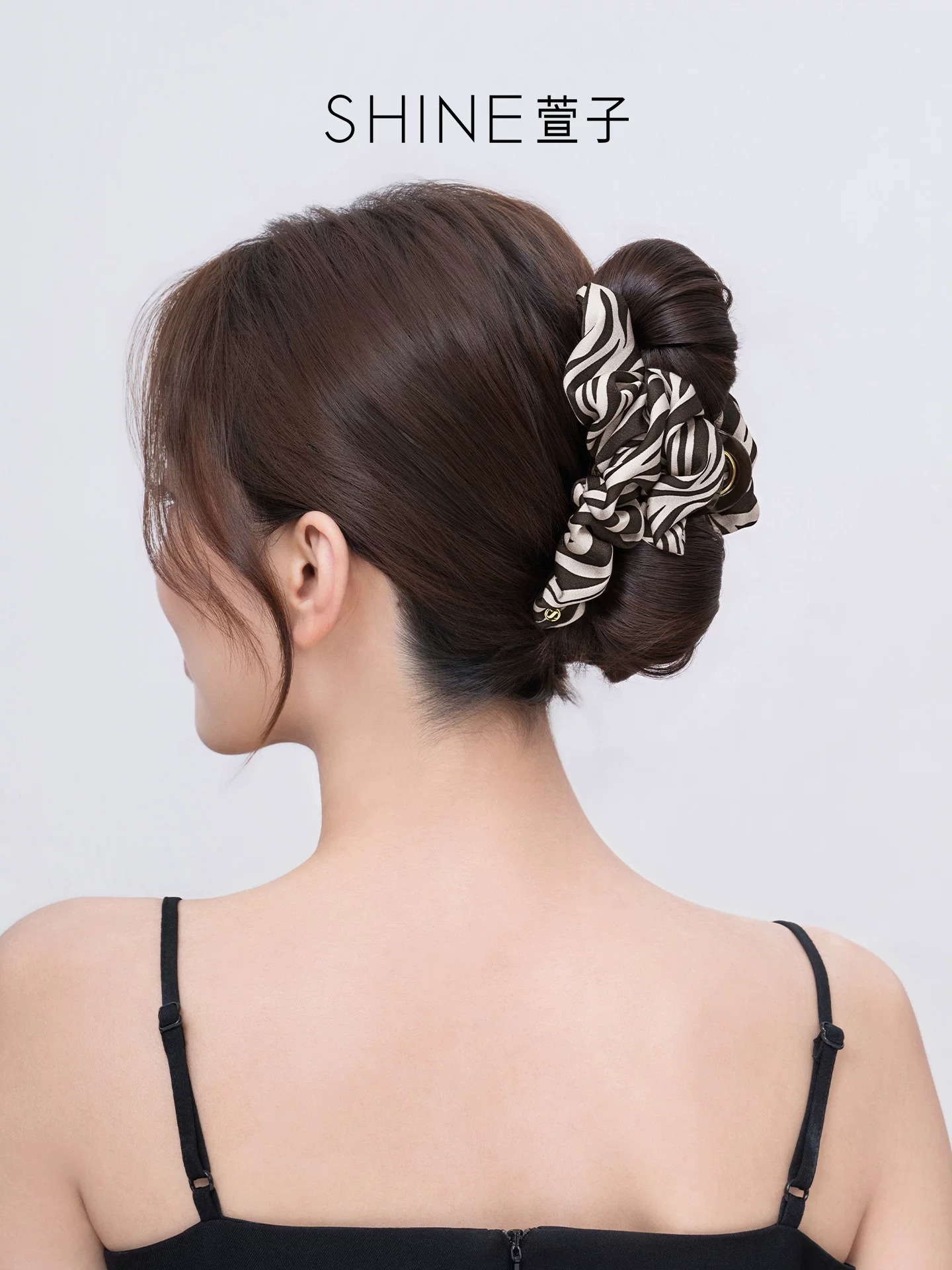 SHINE ゼブラサテン ヘアクリップ