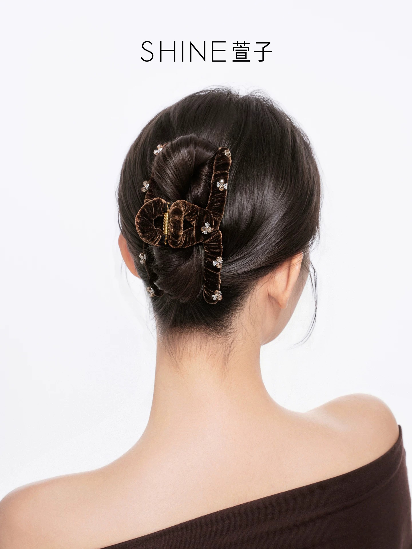 SHINE ベロアソワレ ビジューヘアクリップ