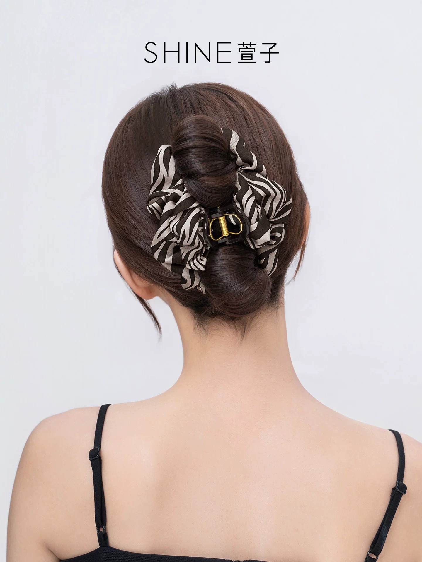 SHINE ゼブラサテン ヘアクリップ
