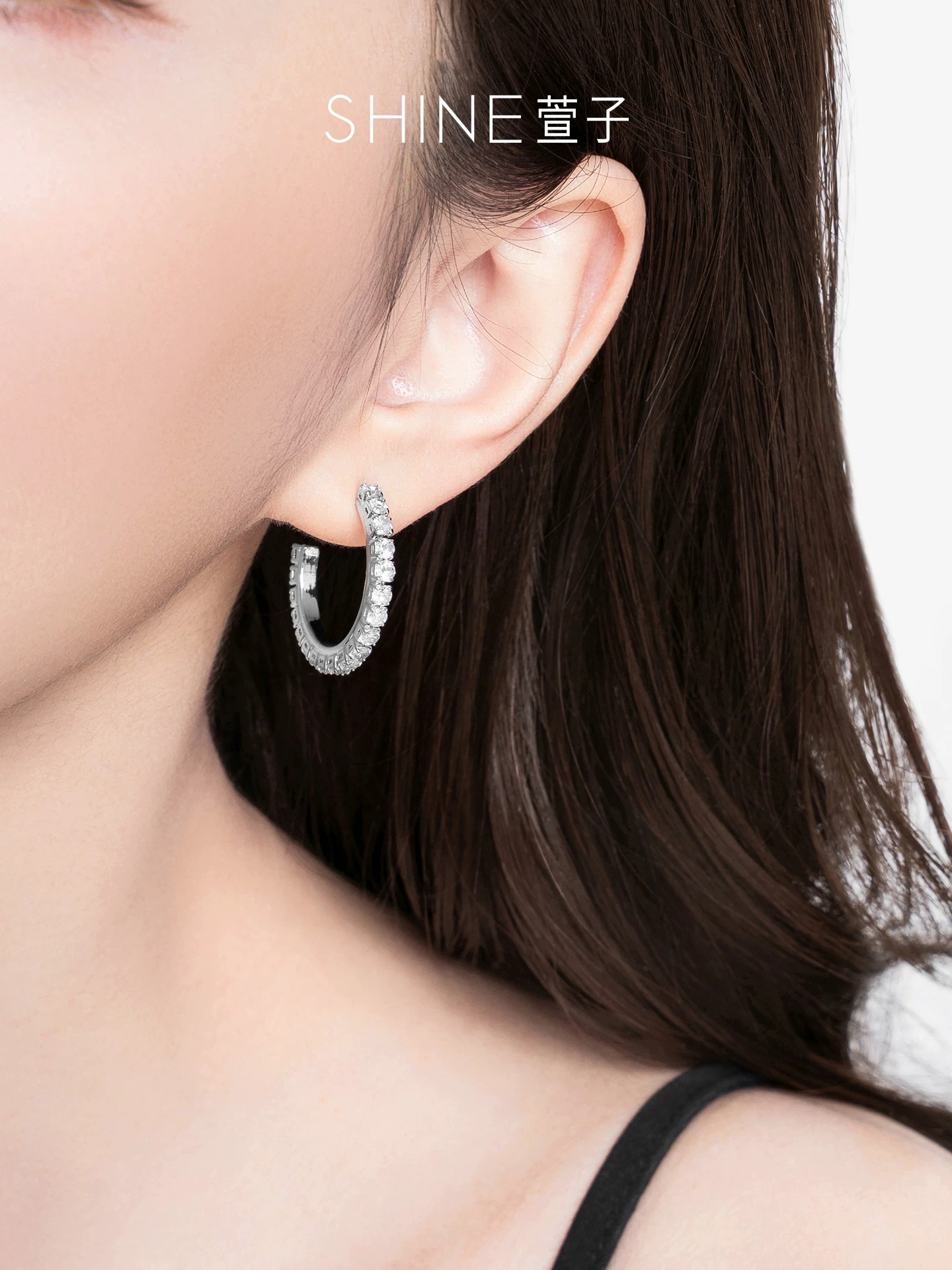 SHINE ジオメトリック ビジューフープピアス
