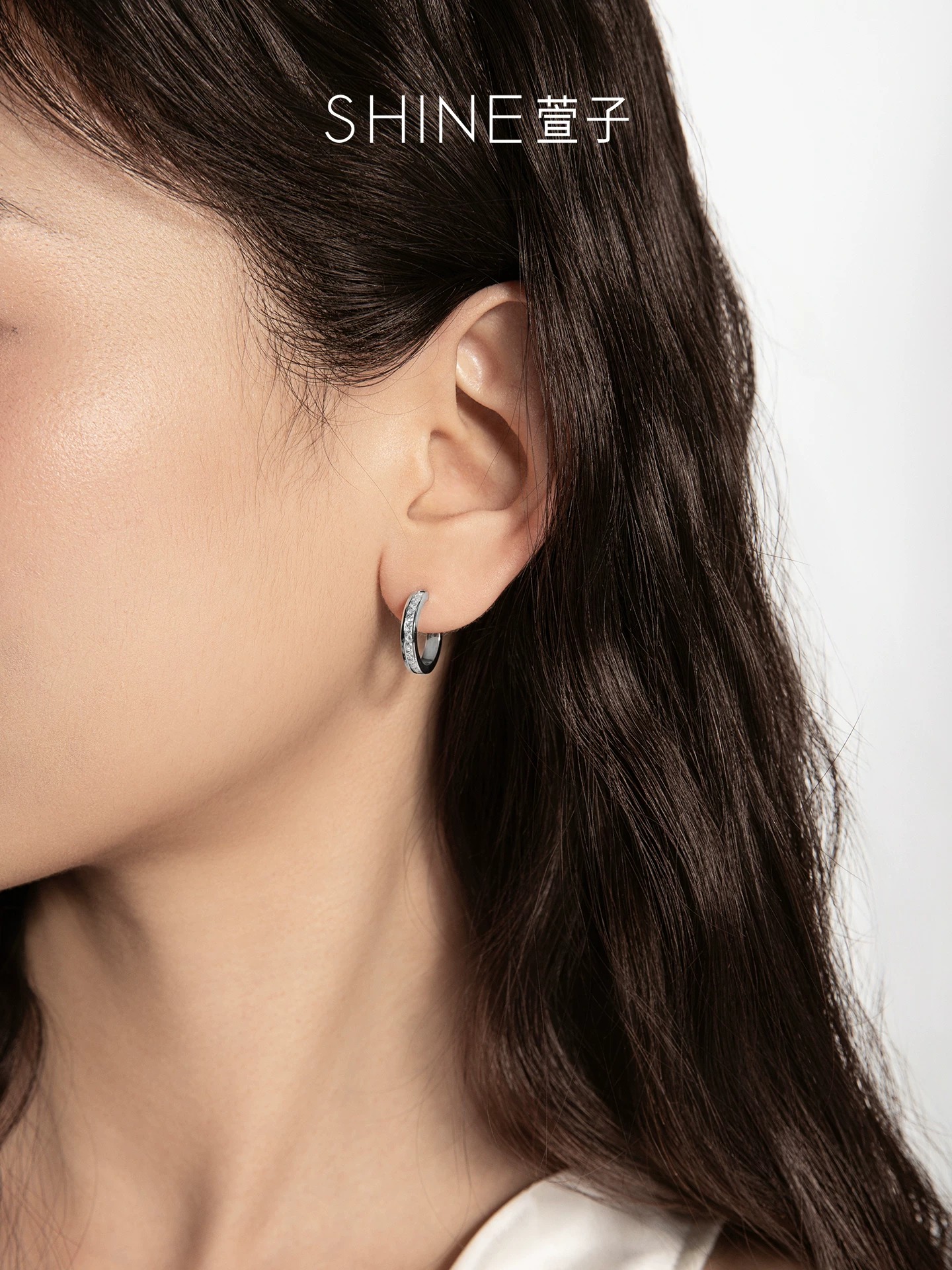SHINE クリアビジュー フープピアス