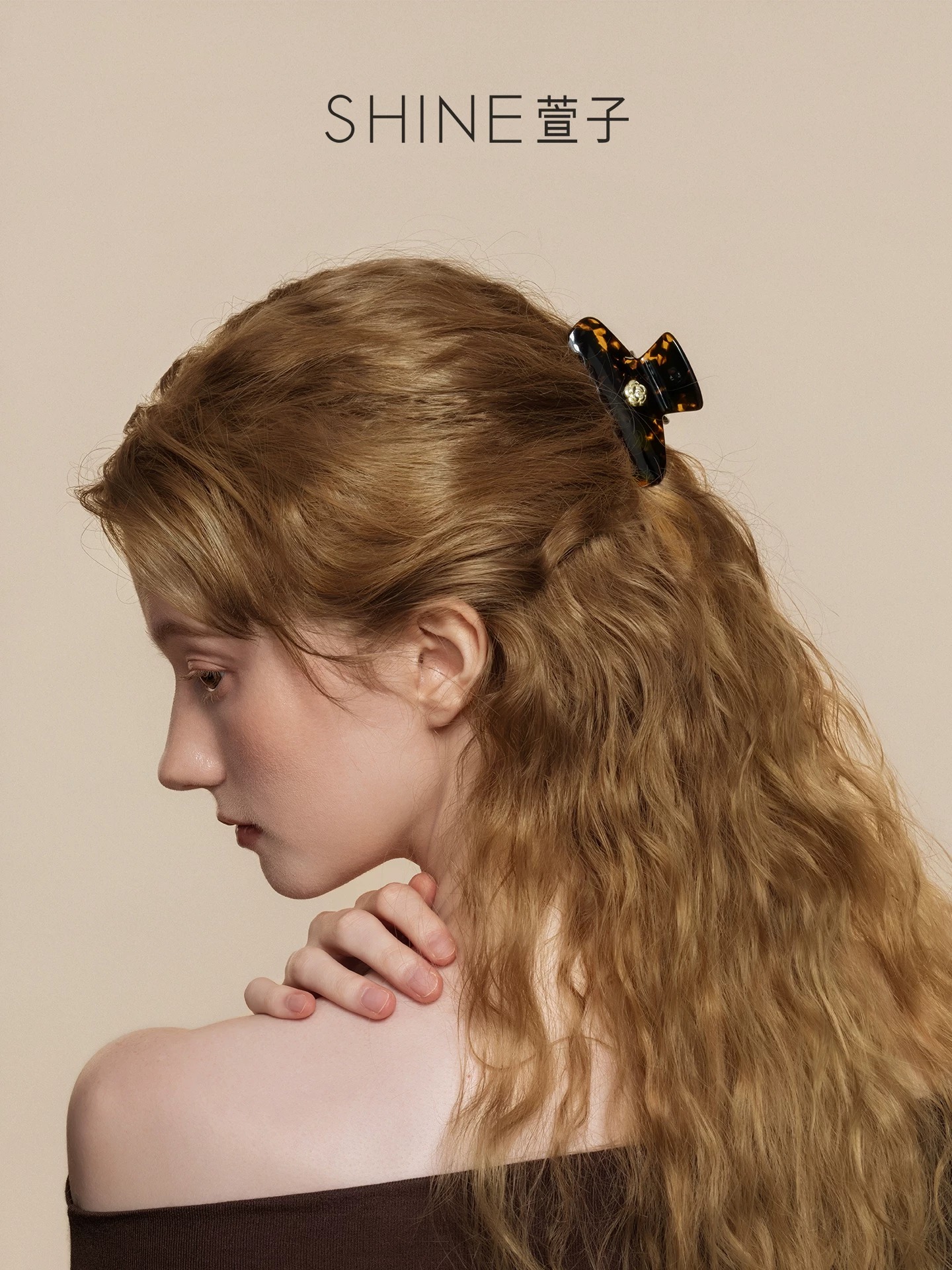 SHINE アンバーカメリア フラワーヘアクリップ