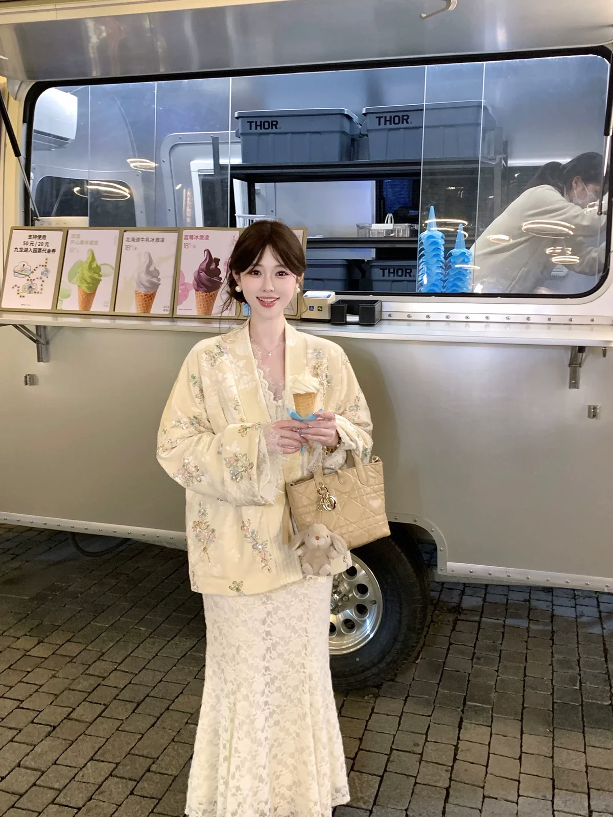 フラワーレター 刺繍ジャケット 商品写真 1