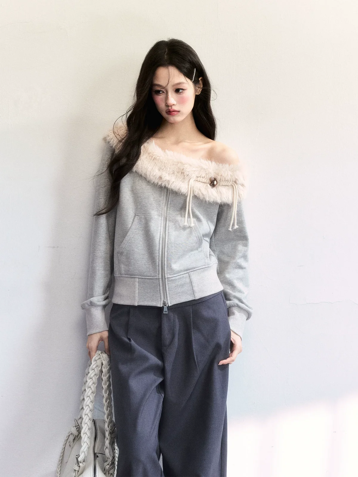 フォググレー ファーフーディー 商品写真 3
