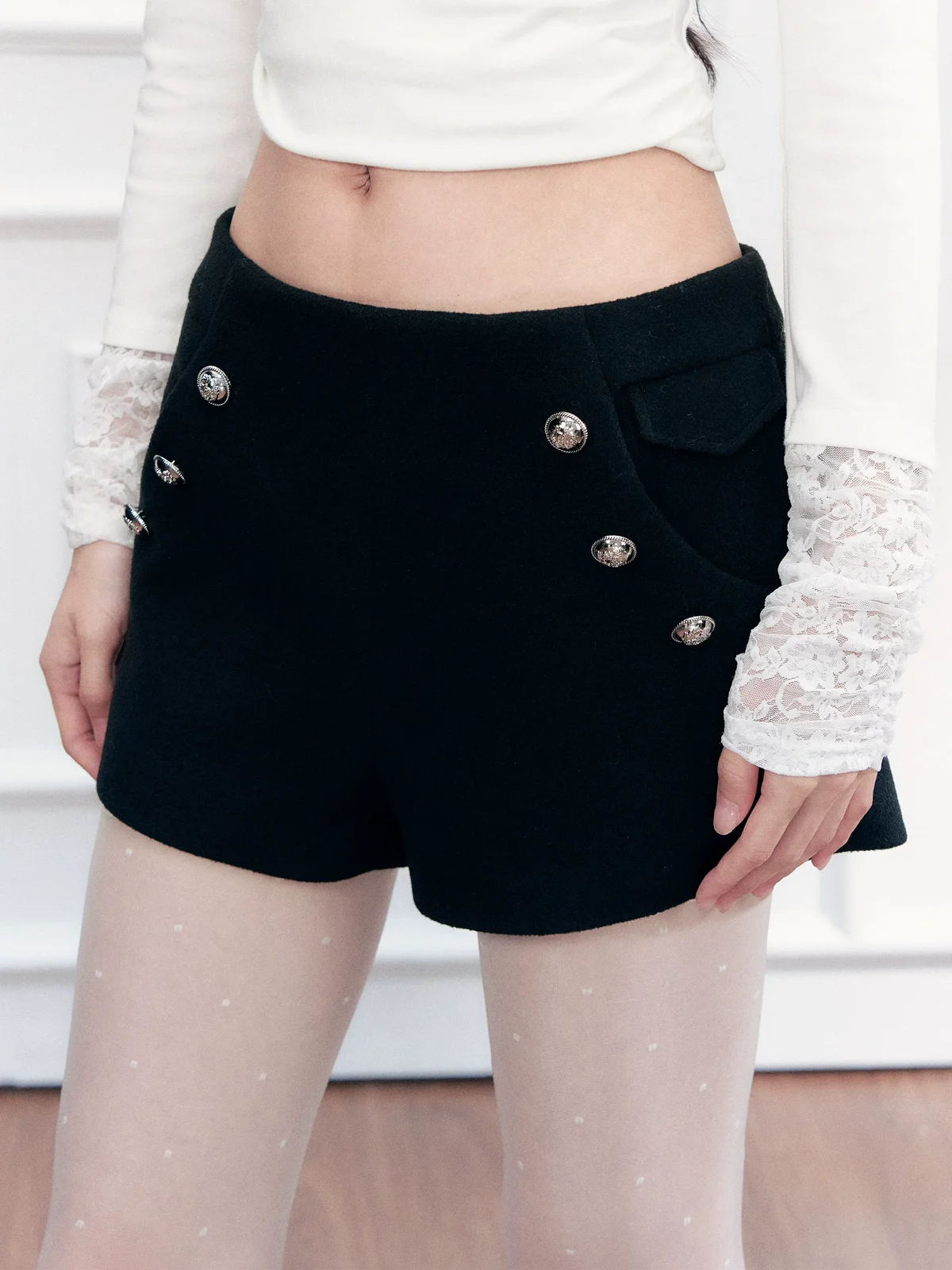 ダブルボタン ショートパンツ 商品写真 3