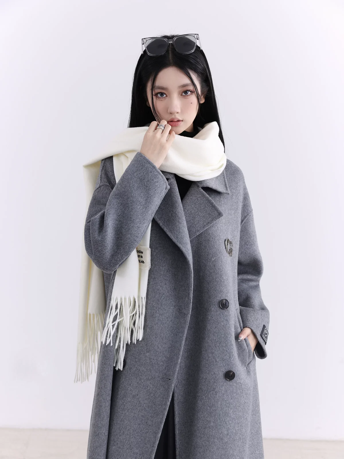 ミルキーホワイト ボリュームマフラー 商品写真 4