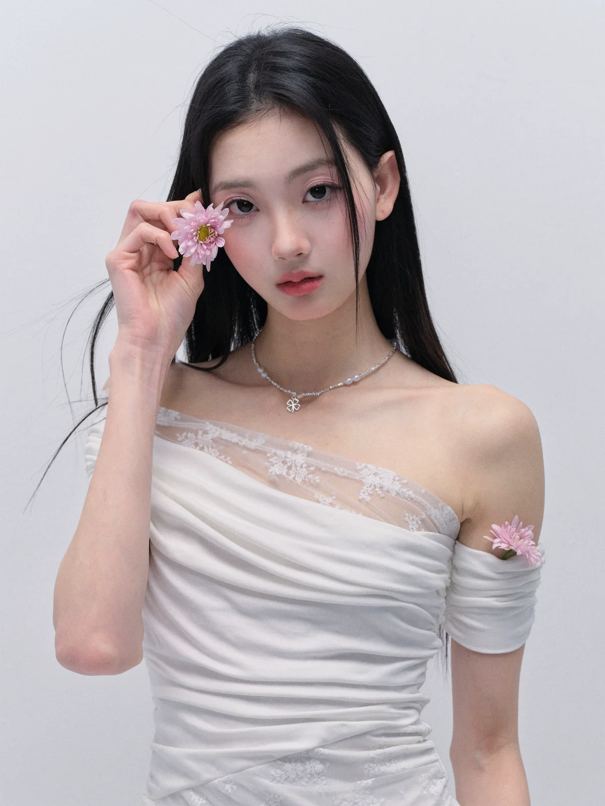 シルバークローバー パールネックレス 商品写真 2