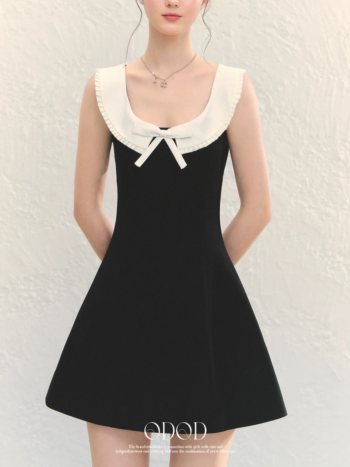 レディUネック ドレス 商品写真 4