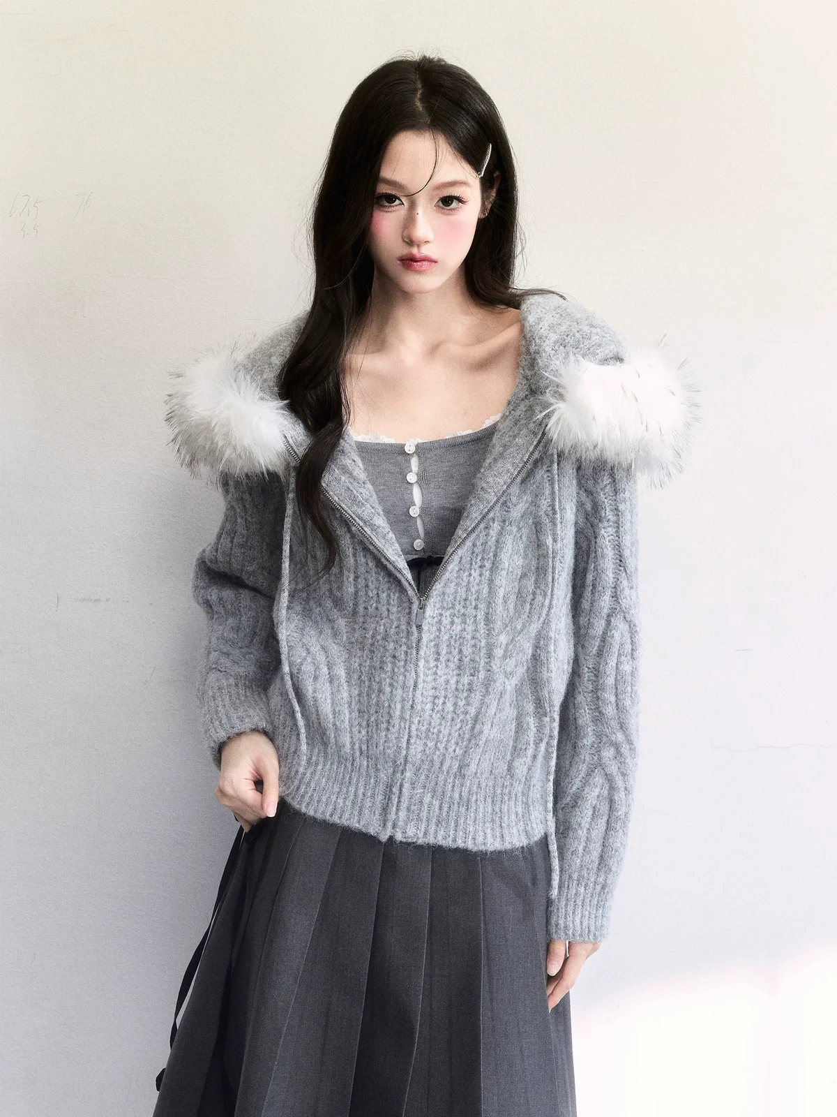 ファーフード ケーブルニット 商品写真 3
