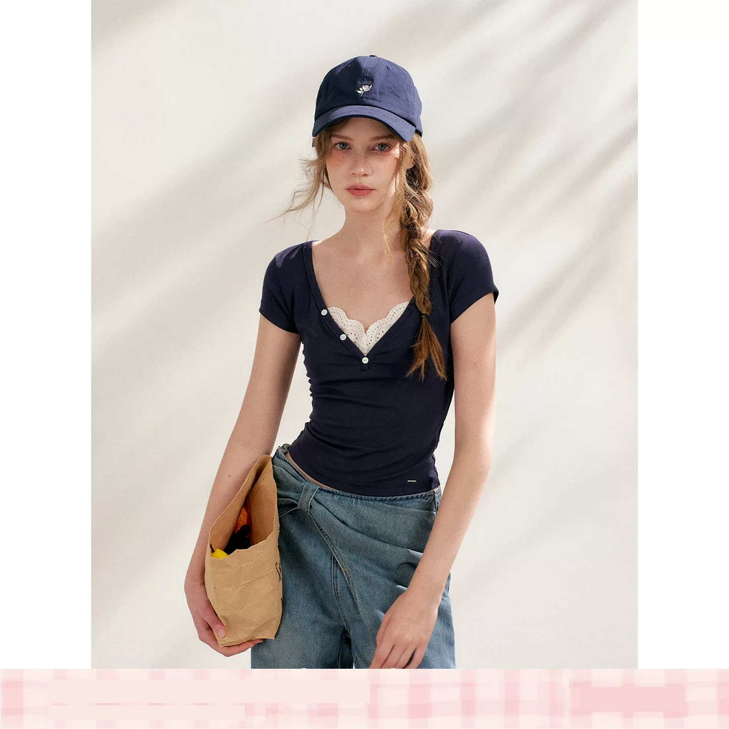 KROCHE レース Vネック 半袖 Tシャツ KEC9016