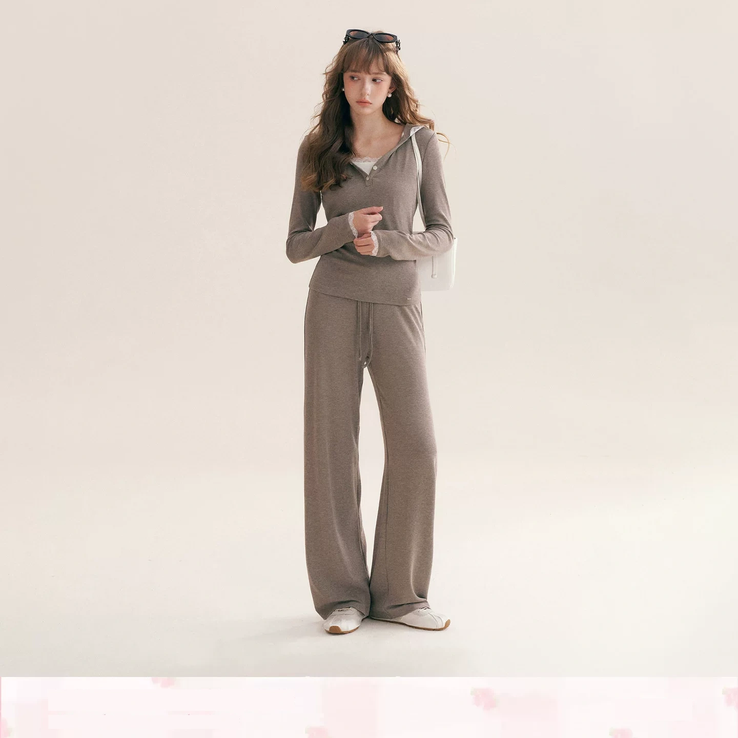 KROCHE レース フード付き ストレート 重ね着風 セットアップ